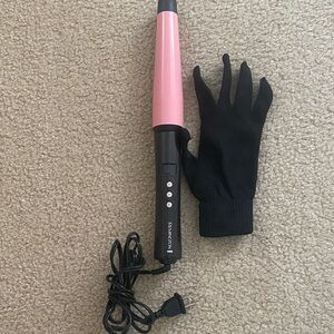 Remington Pink and Black Curling Wand with Glove